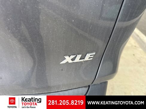 Used 2023 Toyota RAV4 XLE w/ Convenience Package FWD image 4