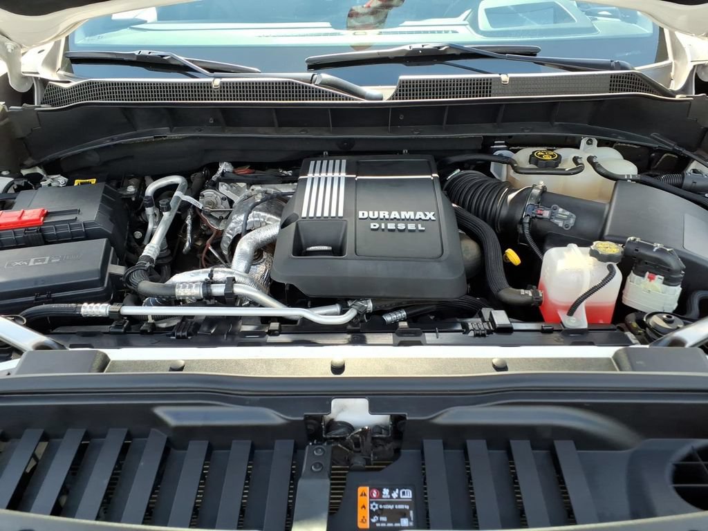 Certified 2023 Chevrolet Silverado 1500 High Country w/ High Country Premium Package AWD/4WD image 27