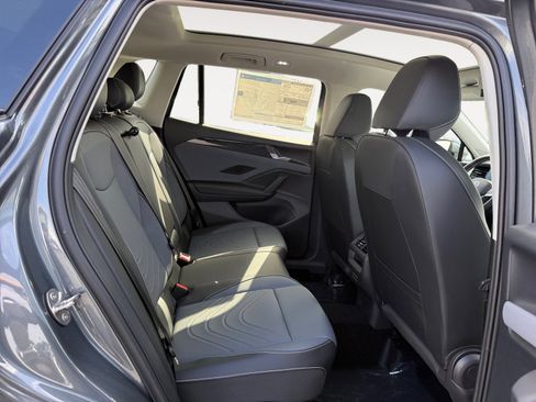 New 2026 Volkswagen Tiguan SE AWD/4WD image 18