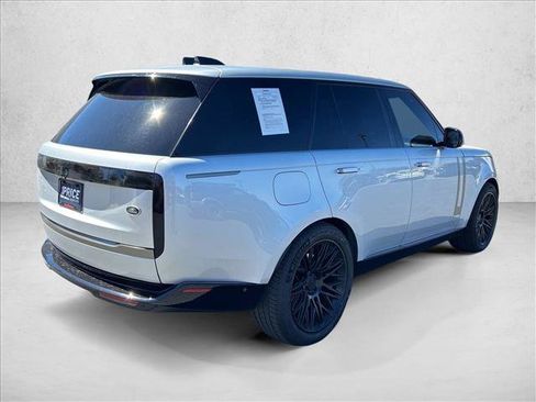 Used 2023 Land Rover Range Rover SE AWD/4WD image 5