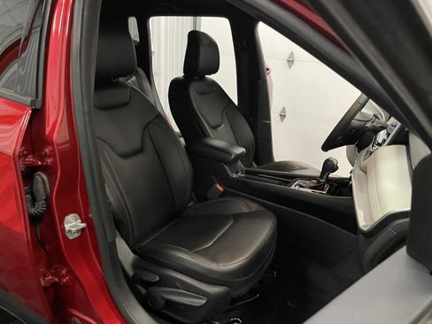 Used 2025 Jeep Compass Limited AWD/4WD image 45