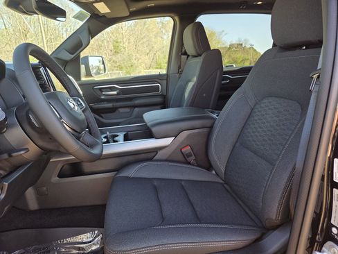 New 2026 RAM 1500 Big Horn AWD/4WD image 12