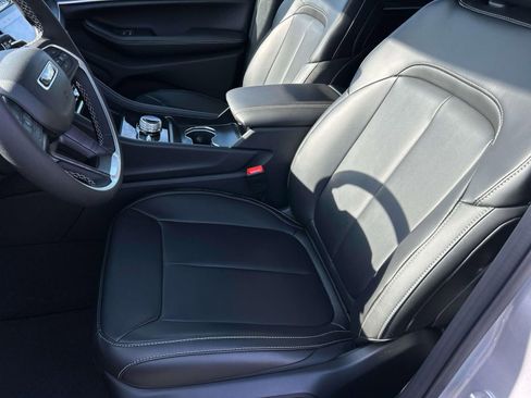 New 2025 Jeep Grand Cherokee L Limited image 26