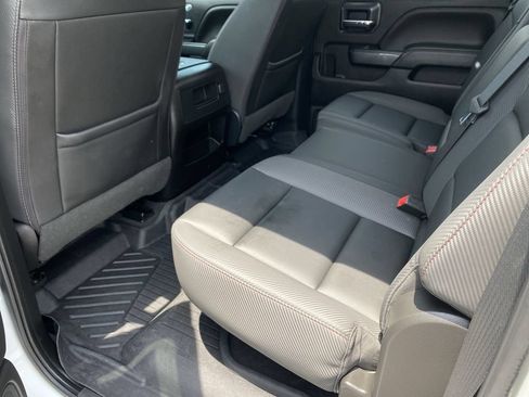 Used 2019 GMC Sierra 2500 SLT w/ Duramax Plus Package AWD/4WD image 29