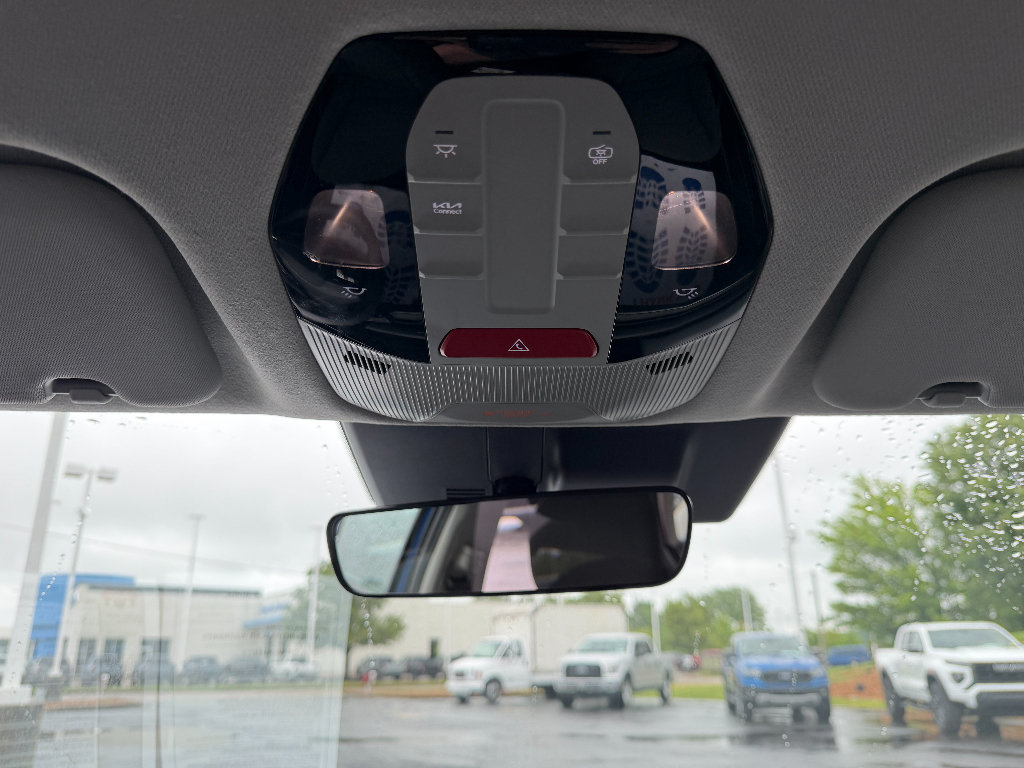 Used 2025 Kia K4 FWD image 23