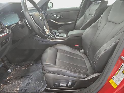 Certified 2022 BMW 330i Sedan w/ Driving Assistance Package image 23