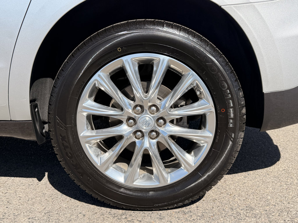 Used 2018 Buick Enclave Premium FWD image 9