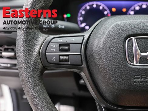 Used 2024 Honda Accord EX image 15