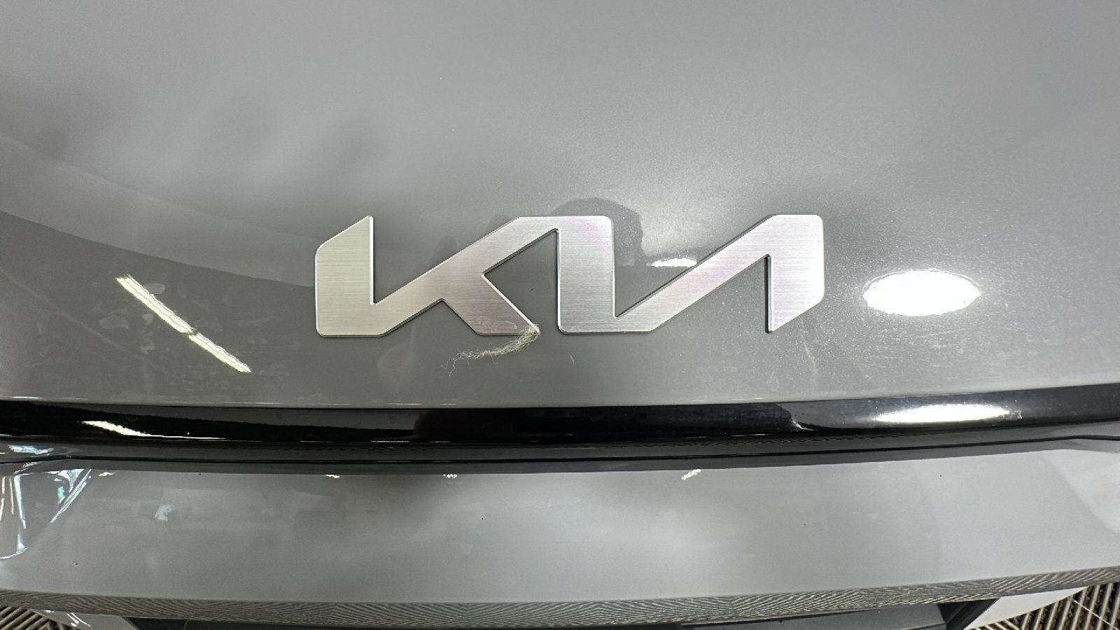 Used 2025 Kia EV6 Light AWD/4WD image 10