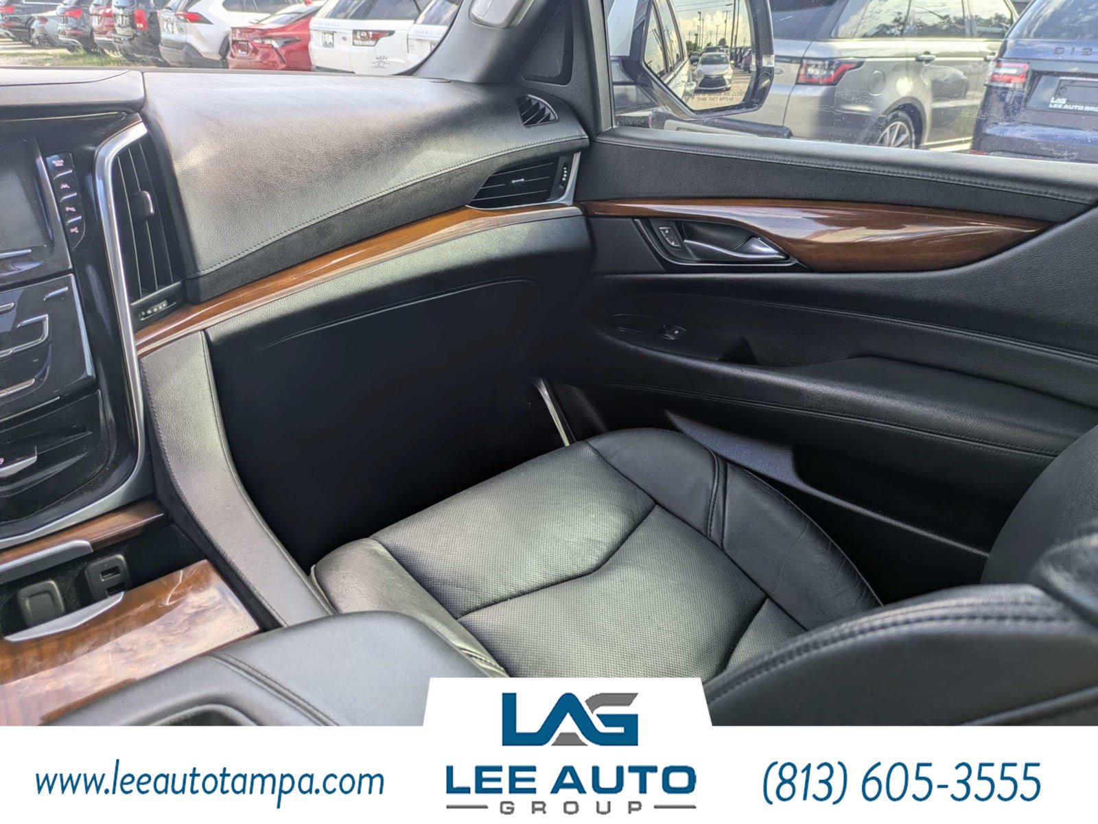 Used 2020 Cadillac Escalade Luxury RWD image 17