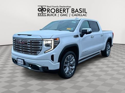 Used 2023 GMC Sierra 1500 Denali w/ Denali Reserve Package AWD/4WD image 1