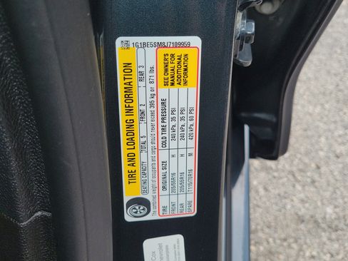 Used 2018 Chevrolet Cruze LT FWD image 30