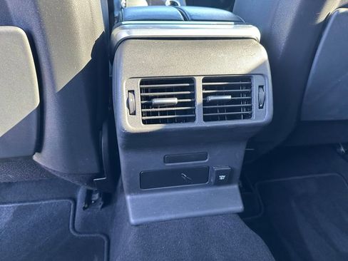 Used 2021 Land Rover Range Rover Velar R-Dynamic S image 26