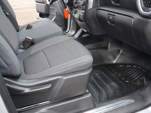 Used 2020 Chevrolet Silverado 3500 LT image 31