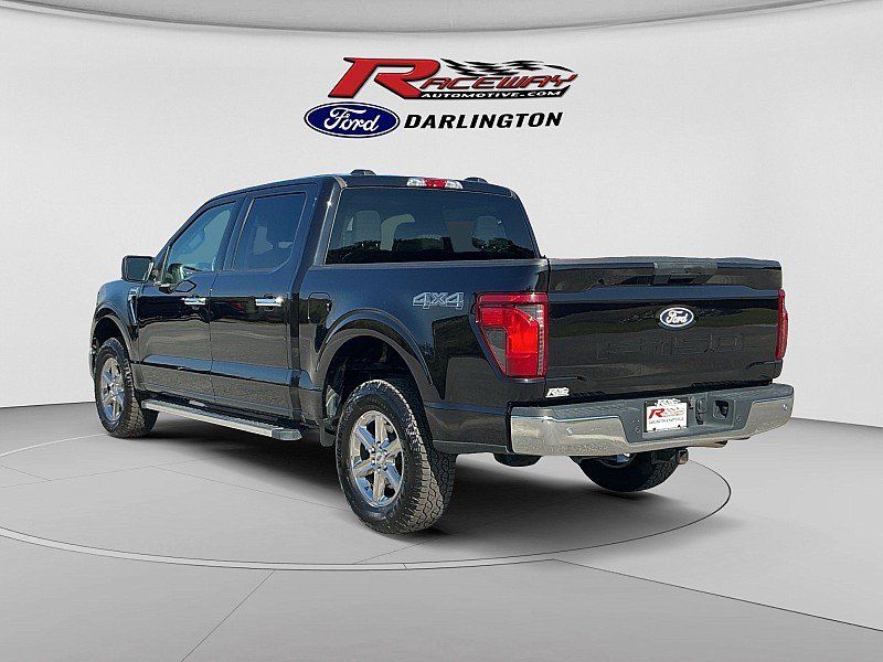 Used 2025 Ford F150 XLT w/ Equipment Group 301A Standard AWD/4WD image 3