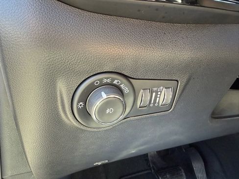 New 2025 Jeep Compass Limited w/ High Altitude Package image 12