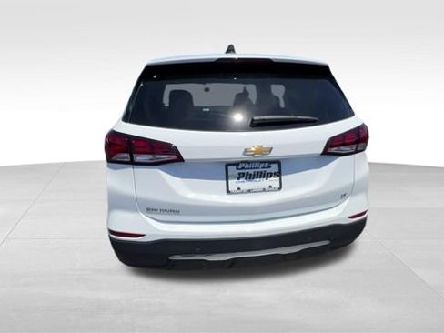 Used 2024 Chevrolet Equinox LT w/ LPO, Floor Liner Package FWD image 10