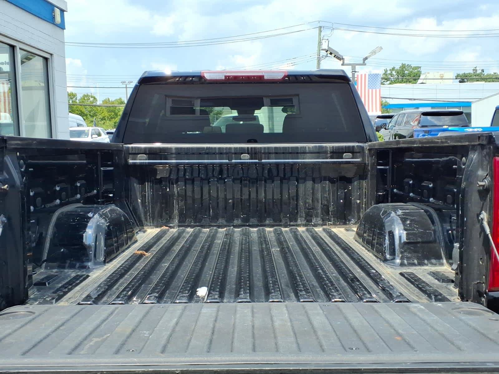 Used 2023 Chevrolet Silverado 1500 LT AWD/4WD image 20