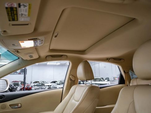 Used 2011 Lexus RX 450h 2WD image 4