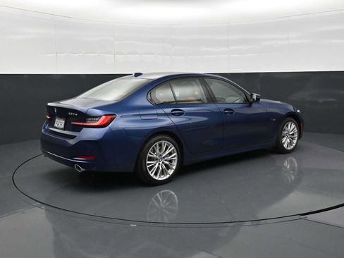 Used 2023 BMW 330e xDrive w/ Driving Assistance Package AWD/4WD image 5