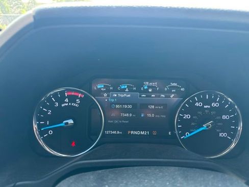 Used 2017 Ford F250 Lariat w/ Lariat Value Package AWD/4WD image 8