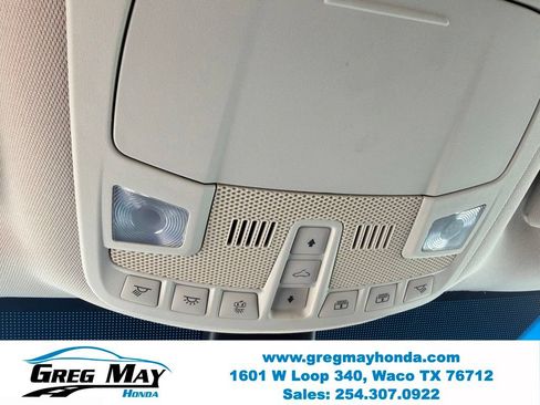Used 2018 Ford Edge Titanium w/ Equipment Group 301A FWD image 21
