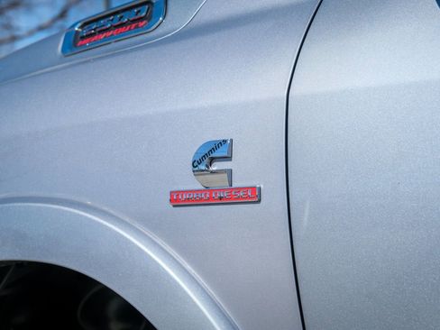 Used 2020 RAM 2500 Laramie image 27