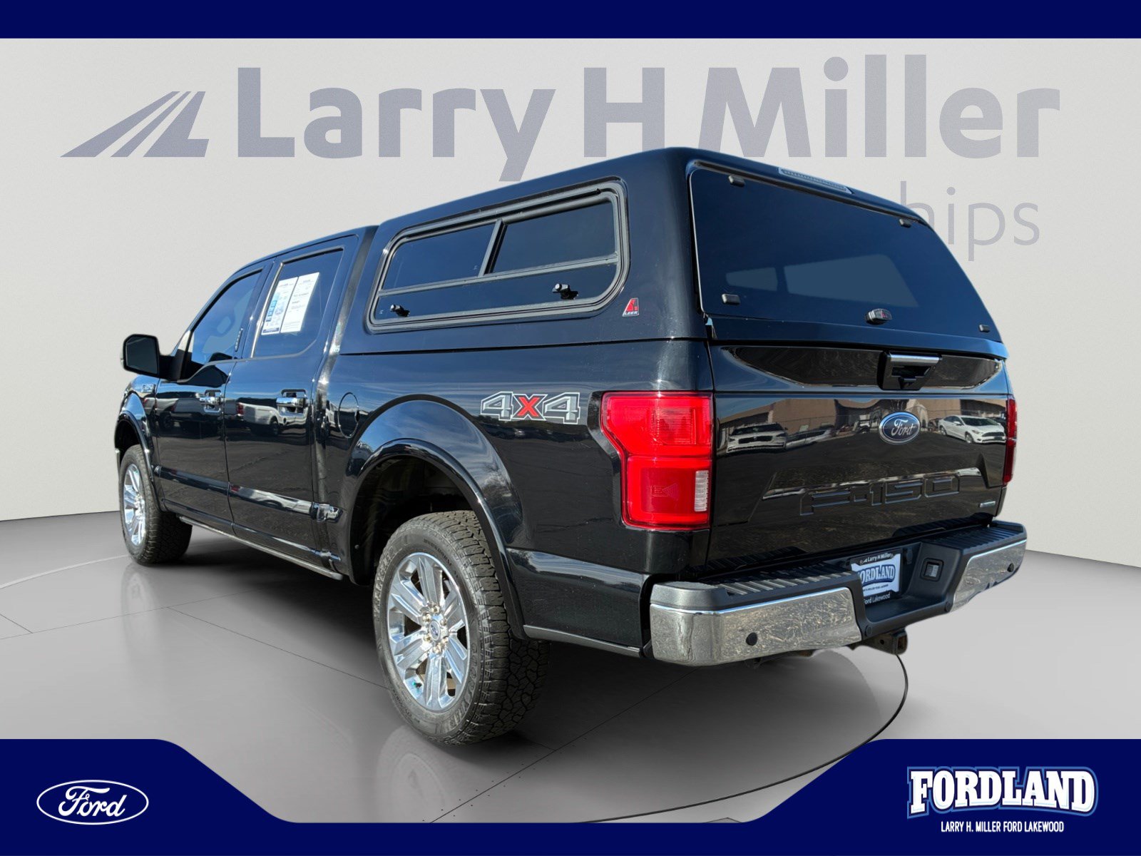 Used 2018 Ford F150 Lariat w/ Equipment Group 502A Luxury AWD/4WD image 3