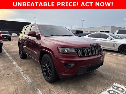 Used 2017 Jeep Grand Cherokee Altitude