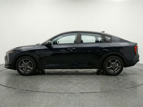Used 2025 Kia K4 FWD image 5