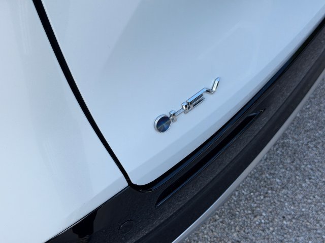 Used 2025 Toyota Sienna Limited FWD image 12
