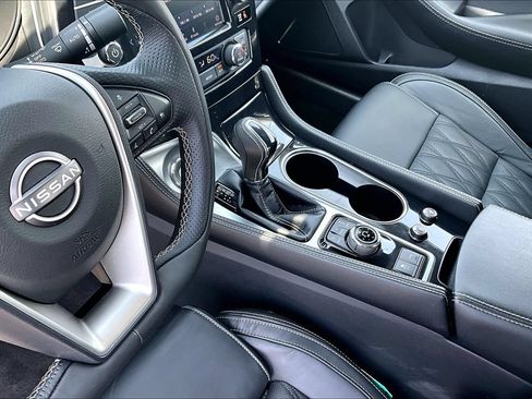 Certified 2023 Nissan Maxima Platinum w/ Sport Mat Group FWD image 15