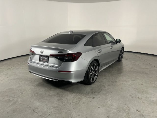 Used 2025 Honda Civic Sport Touring image 8