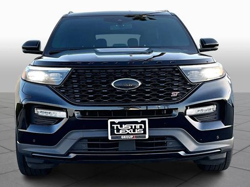 Used 2020 Ford Explorer ST w/ ST Street Pack image 4