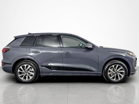 New 2025 Audi Q6 e-tron Premium Plus image 7