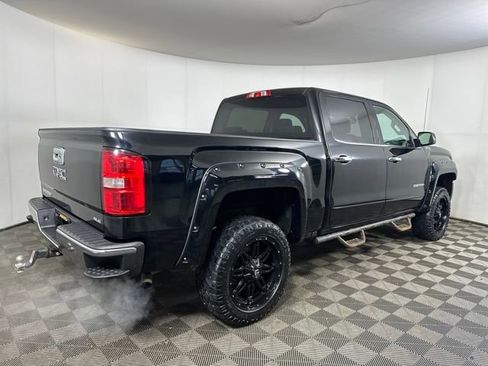 Used 2018 GMC Sierra 1500 SLE image 3
