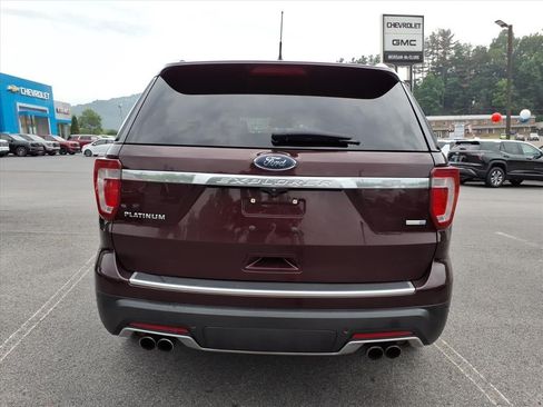 Used 2018 Ford Explorer Platinum AWD/4WD image 6