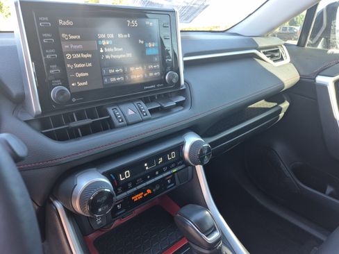Used 2020 Toyota RAV4 TRD Off-Road w/ TRD Off-Road Weather Package AWD/4WD image 11