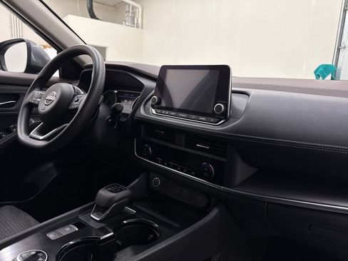 Used 2023 Nissan Rogue SV AWD/4WD image 24