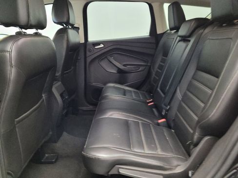 Used 2017 Ford Escape Titanium image 18