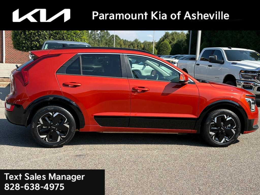 Certified 2023 Kia Niro Wind FWD image 6