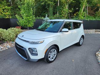 Used 2021 Kia Soul LX image 1
