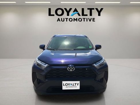 Used 2025 Toyota RAV4 XLE w/ Convenience Package image 8