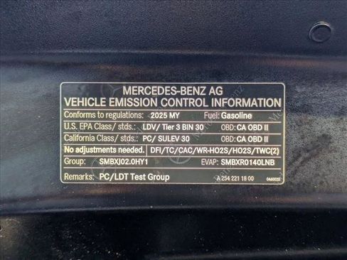 Certified 2025 Mercedes-Benz GLC 300 image 27