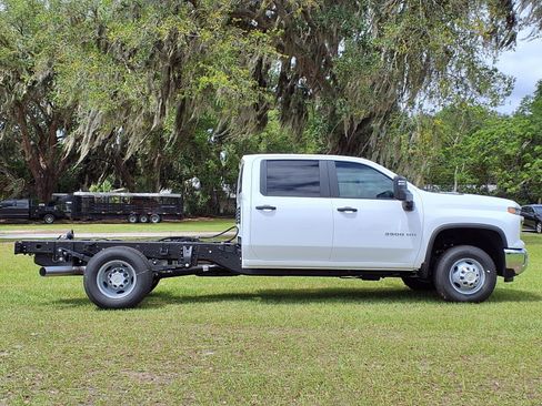 New 2026 Chevrolet Silverado 3500 W/T w/ WT Convenience Package AWD/4WD image 3
