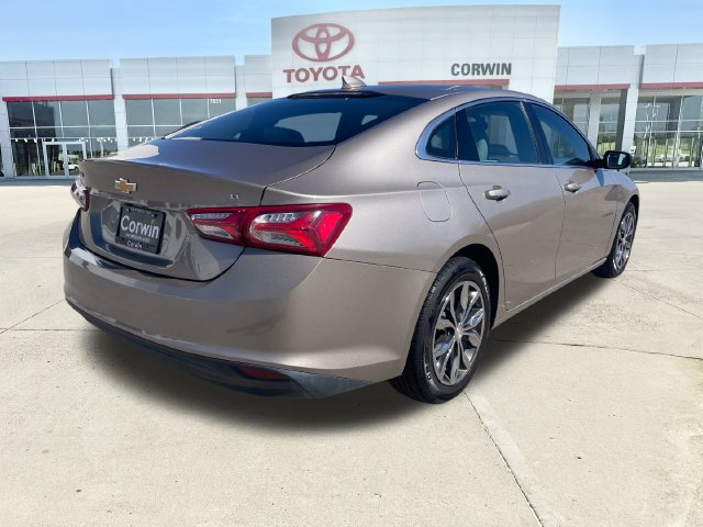 Used 2022 Chevrolet Malibu LT FWD image 5