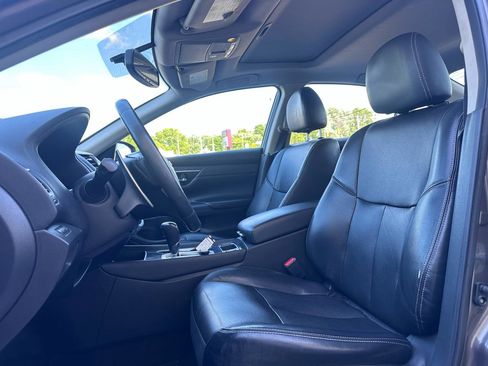 Used 2017 Nissan Altima 3.5 SL w/ 3.5SL Technology Package FWD image 10