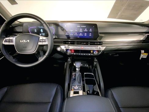 Certified 2025 Kia Telluride S AWD/4WD image 15
