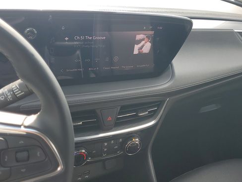 Used 2025 Buick Encore GX Sport Touring w/ Advanced Technology Package image 25