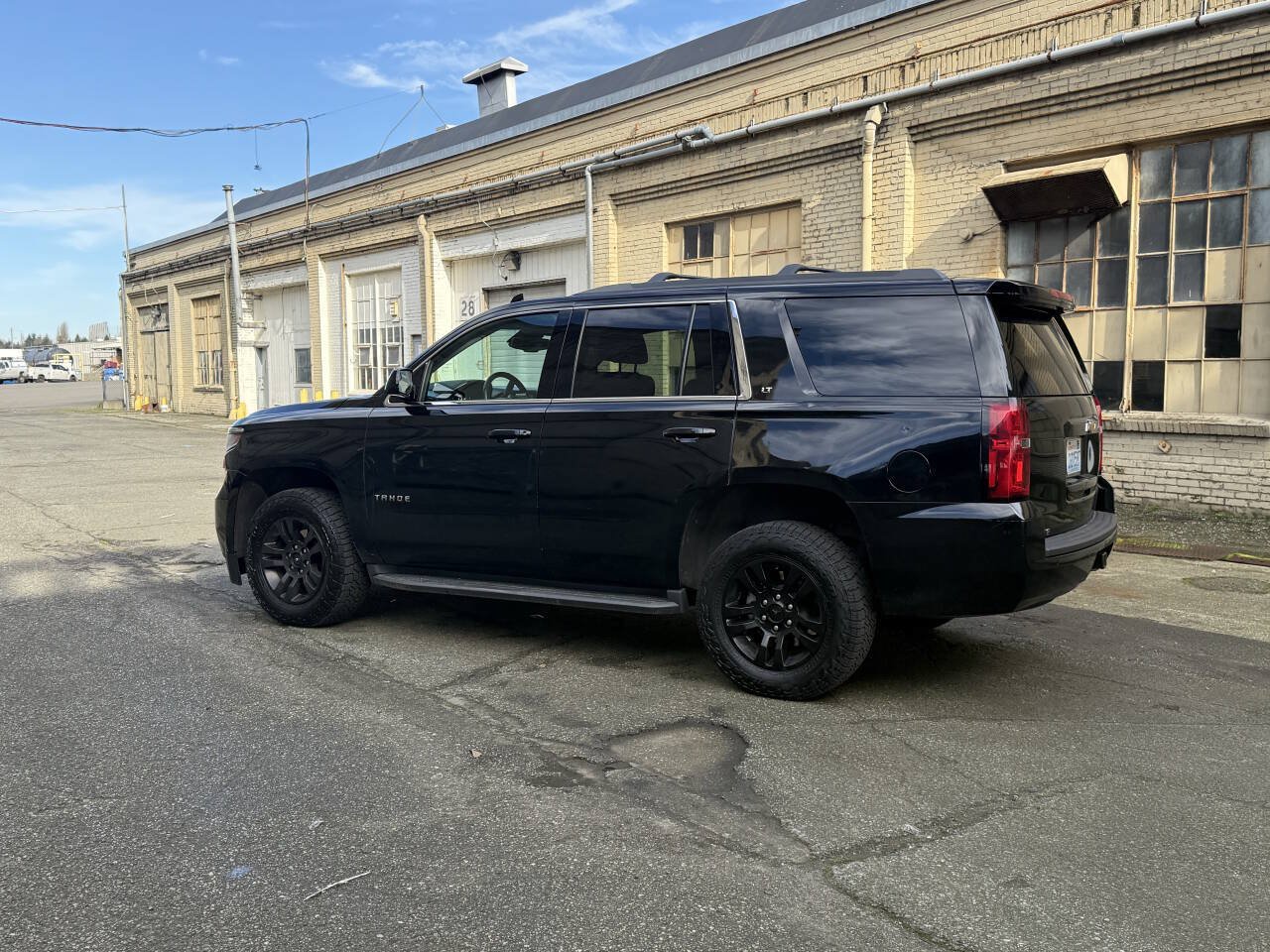 Used 2019 Chevrolet Tahoe LT AWD/4WD image 6